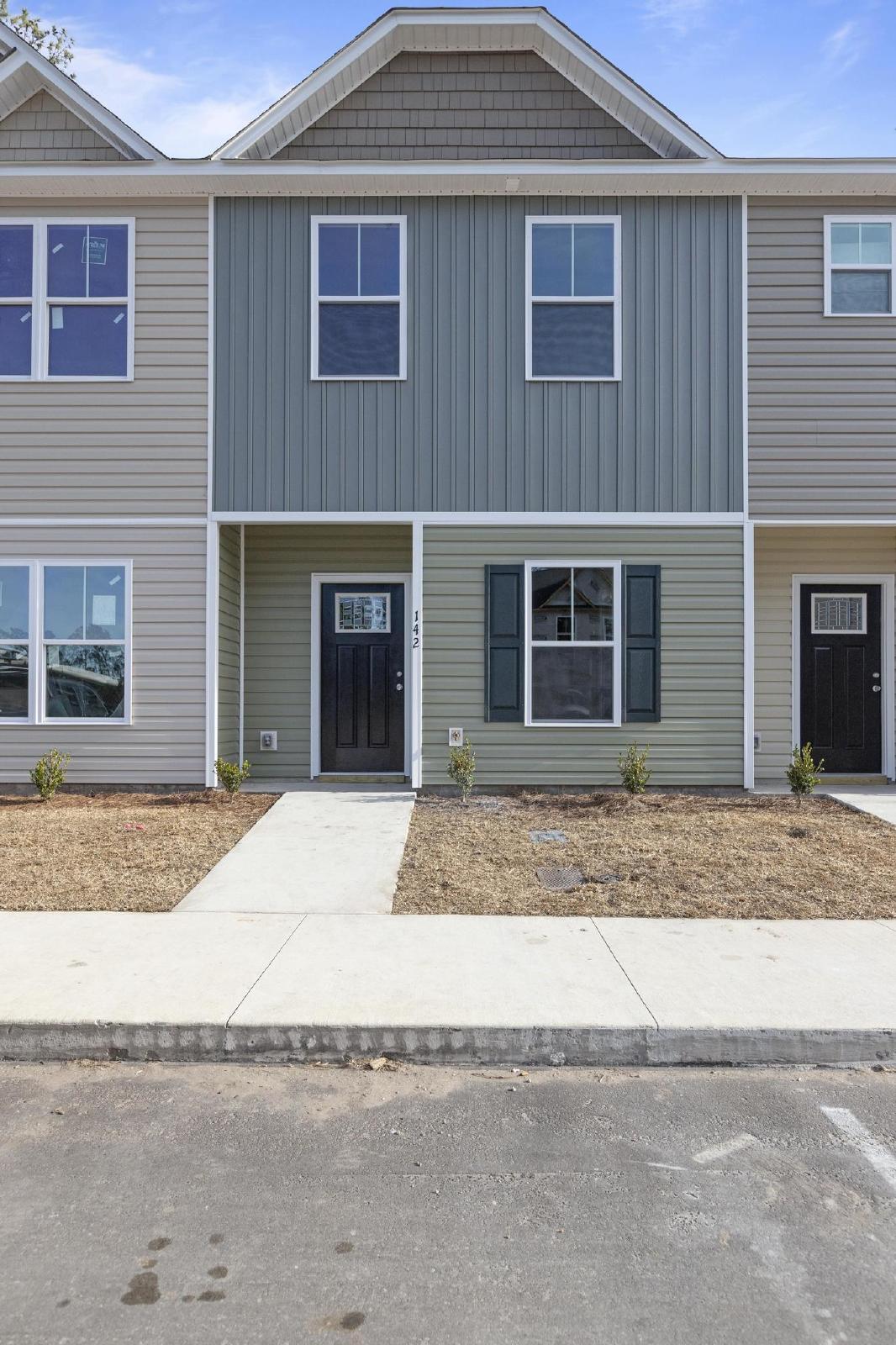 142 Buckhorn Avenue 1 Holly Ridge, NC 28445 Cedar Ridge Property